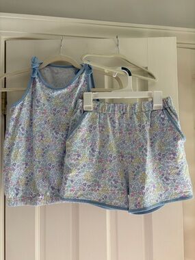 Kids Floral Tie-Shoulder Tank & Shorts Matching Set in Pastel Blue